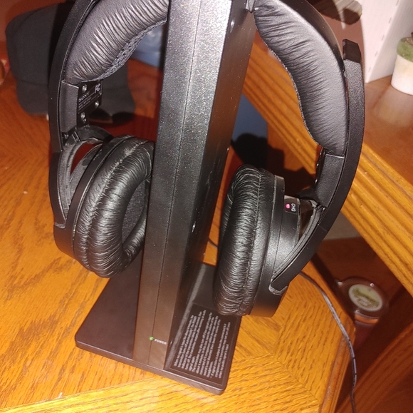 Sony wireless headphones - Picture 4 of 4